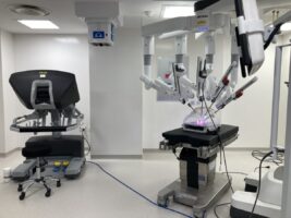 State-of-the-art robotic surgery system  to help Lincolnshire people access cancer treatments quicker