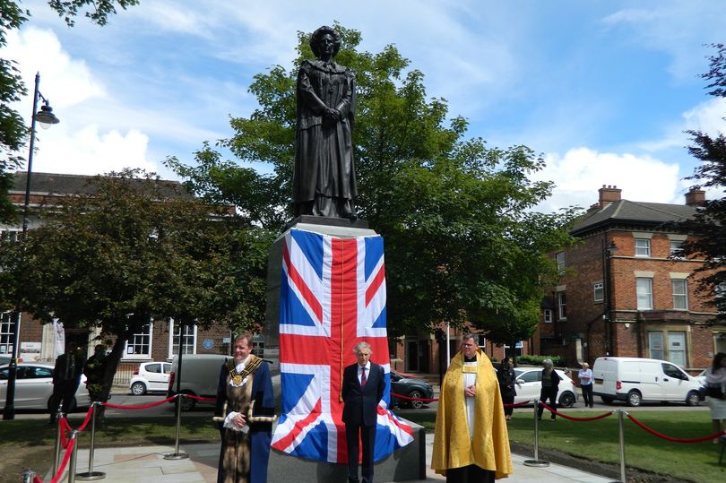 Margaret Thatcher statue unveiled this afternoon