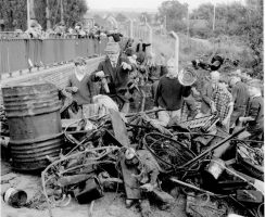 What they used to dump in Grantham Canal – not a shopping trolley in sight!